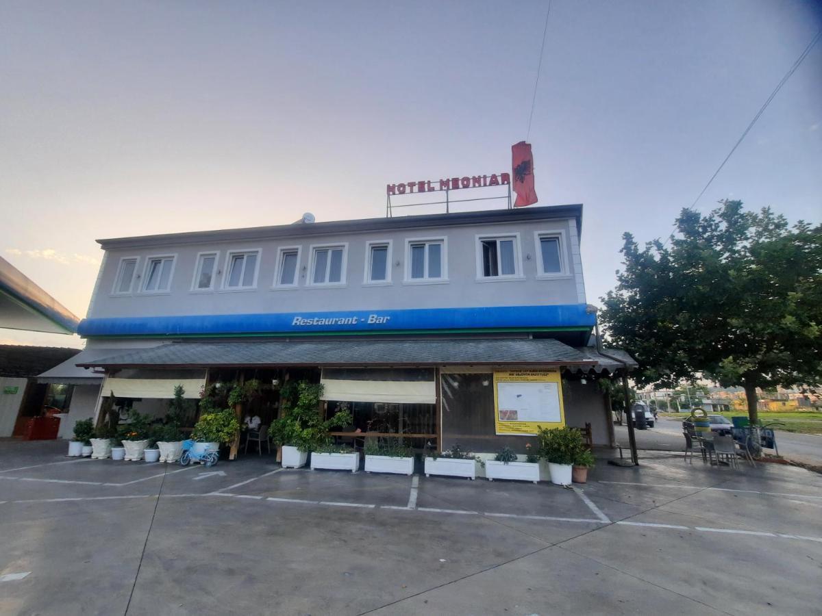 Hotel Megniar Lushnje Exterior photo